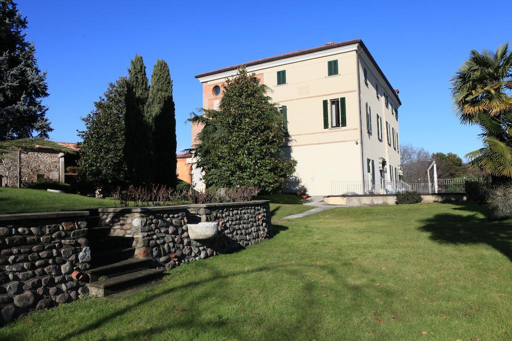 Villa Santa Maria Dell'Arco - Centro Oreb Cazzago San Martino Ngoại thất bức ảnh